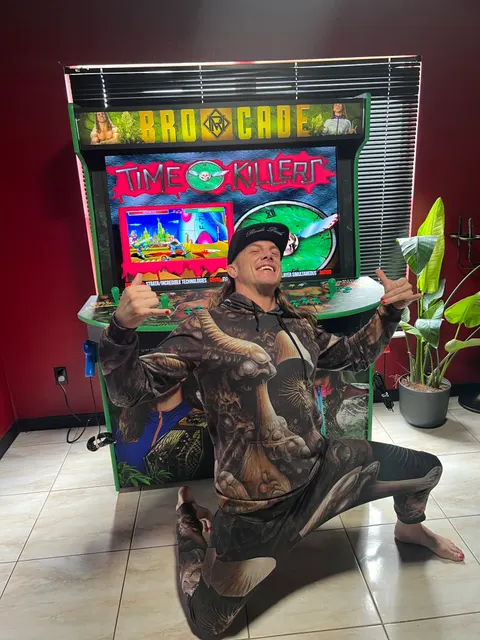 Bro-Cade — Matt Riddle's custom Phantom arcade
