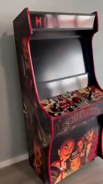 CarnEVIL — Heath Miller's custom Phantom arcade