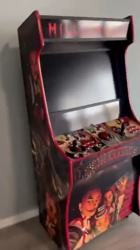 CarnEVIL custom arcade render